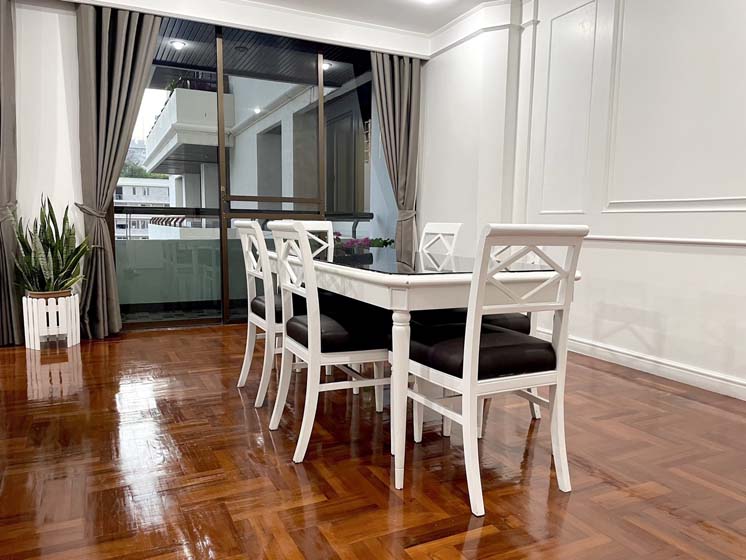 Apartment in Phaholyothin 